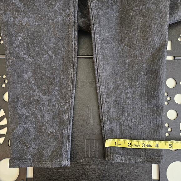 Rag and Bone Women's Black Mid-Rise Snake Print Wax Denim Jeans | 23 - Picture 7 of 16